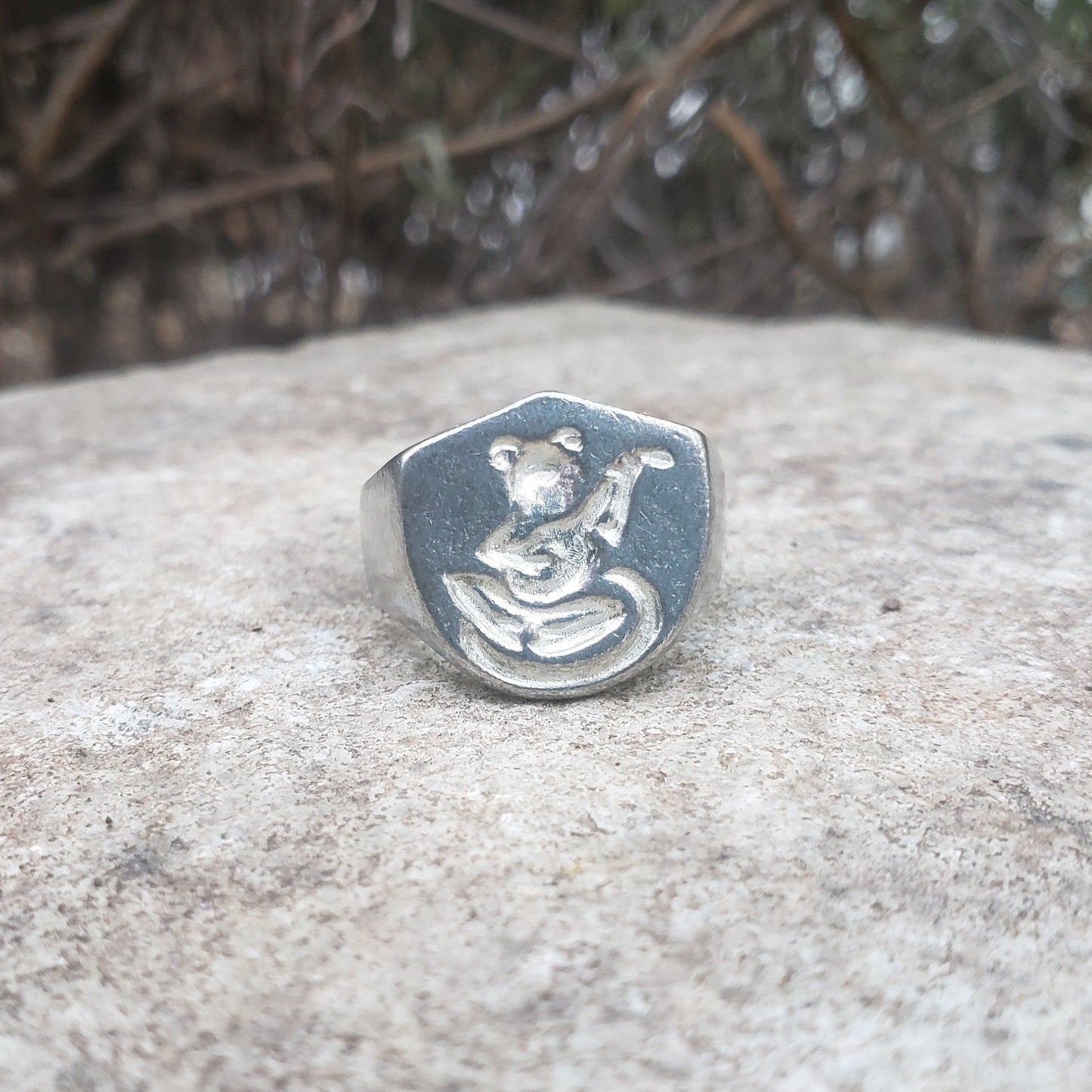 Lute lizard wax seal signet ring