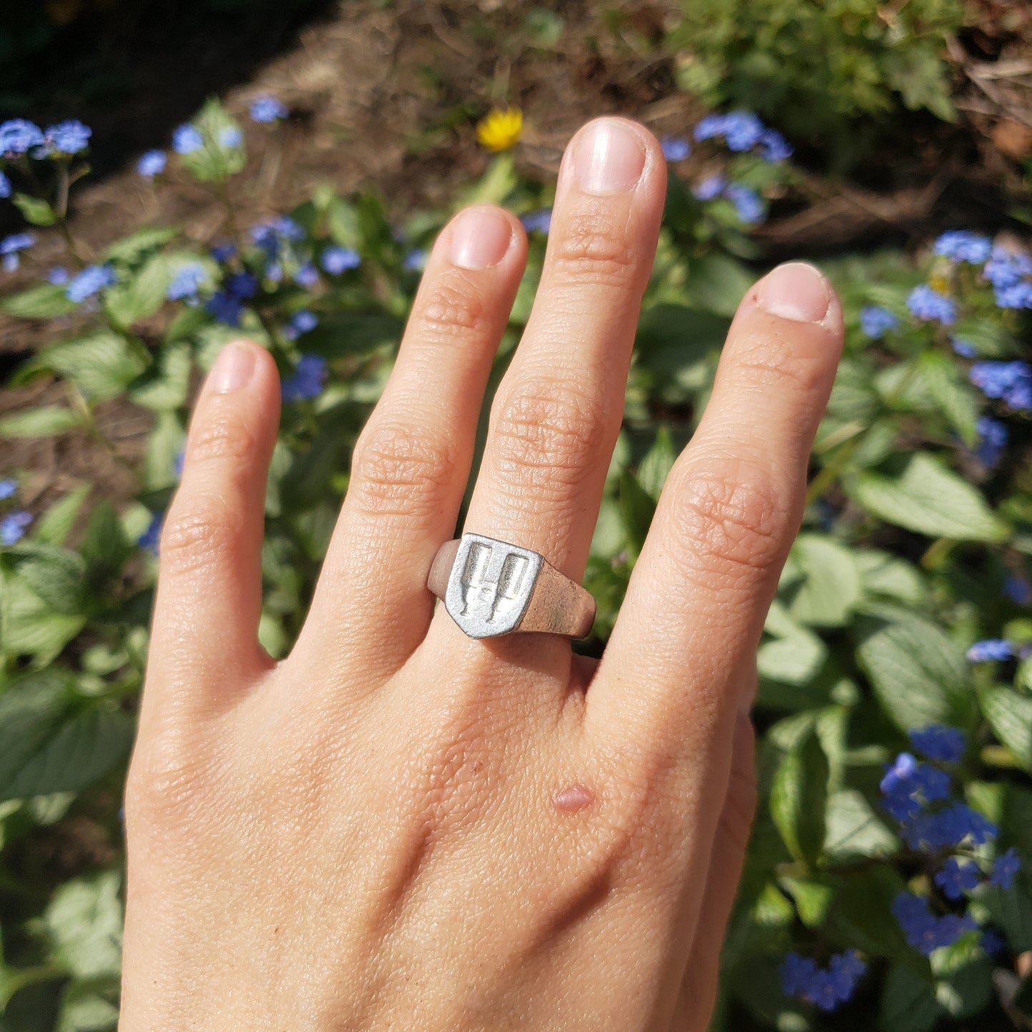 Binoculars wax seal signet ring