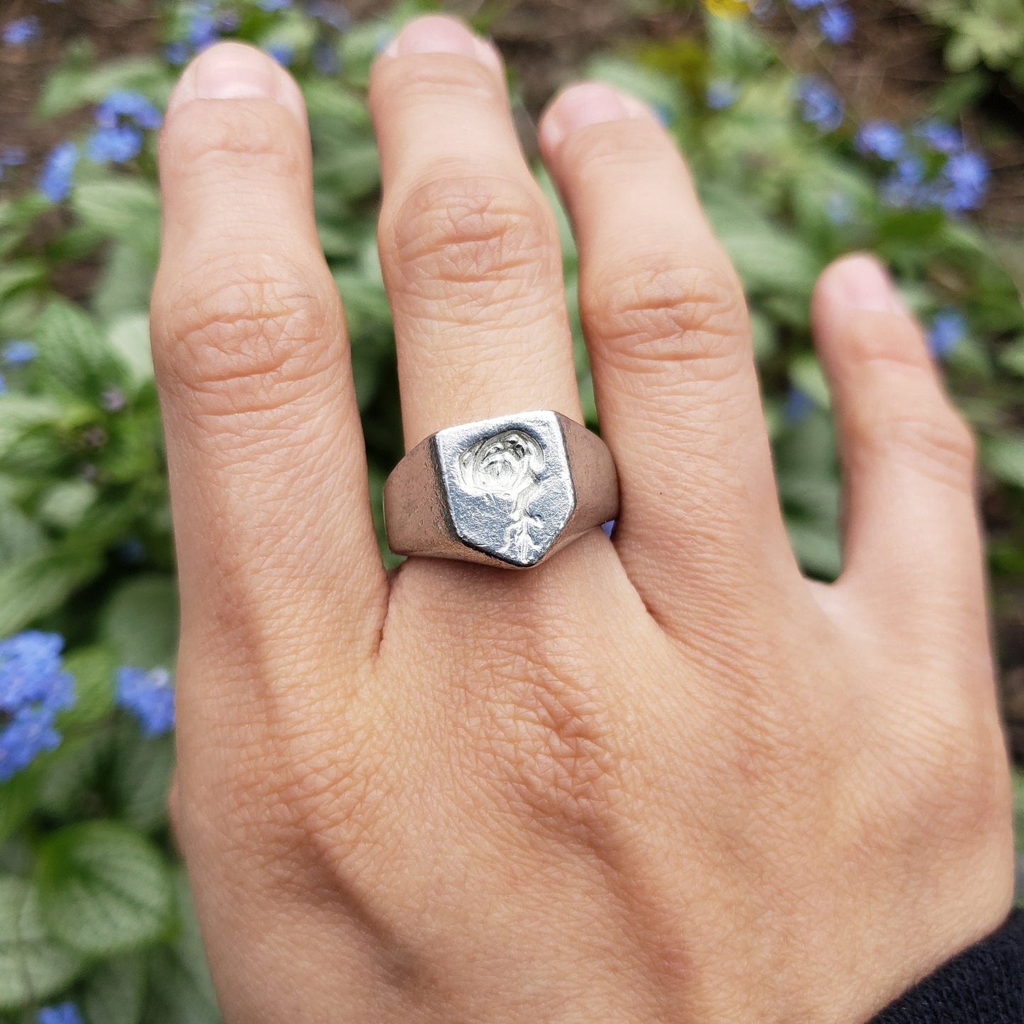 Brain wax seal signet ring