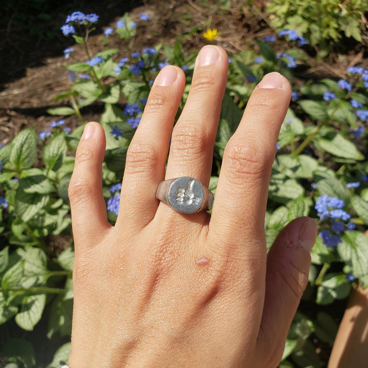 Thumbs up wax seal signet ring