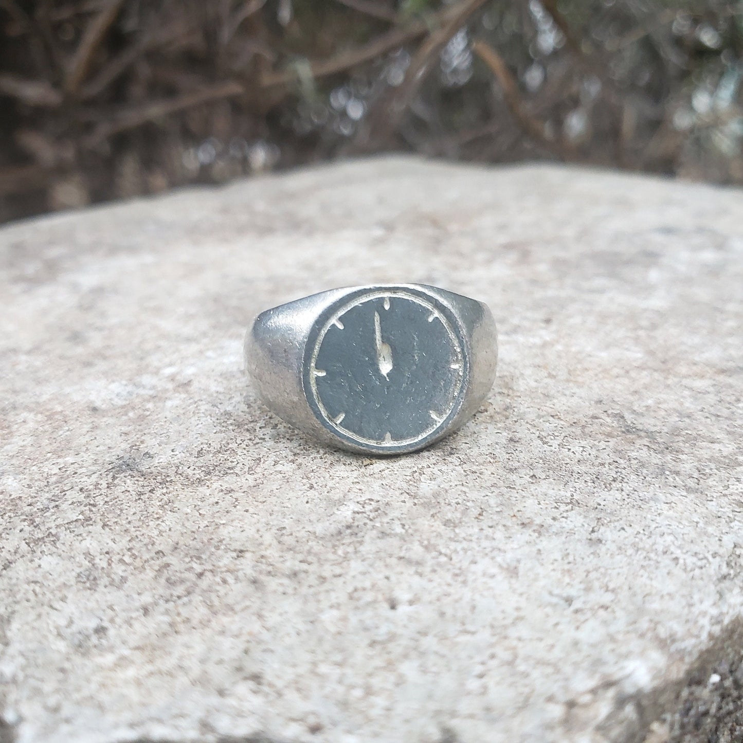 2 minutes to midnight wax seal signet ring