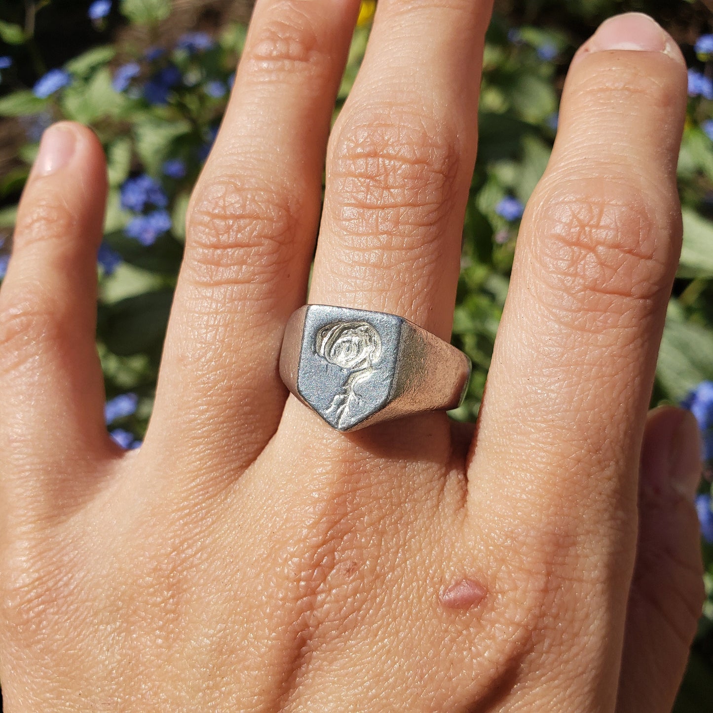 Brain wax seal signet ring