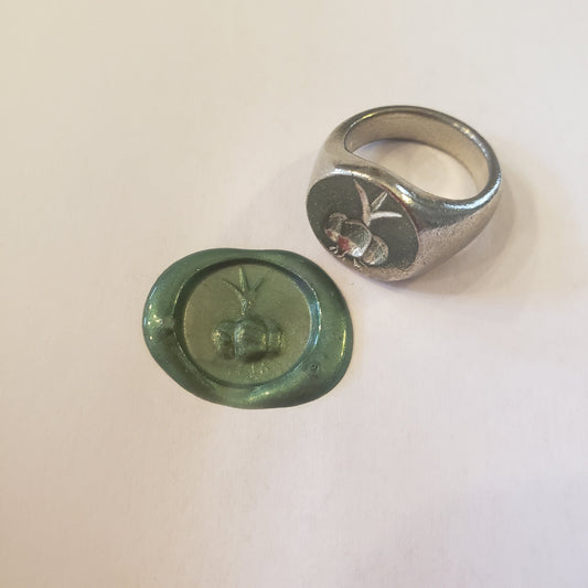 Garlic wax seal signet ring