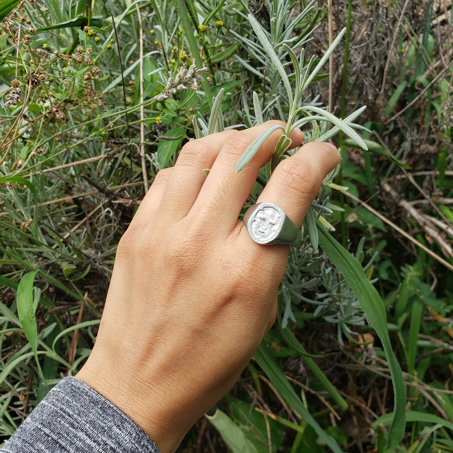 Sheet mask wax seal signet ring