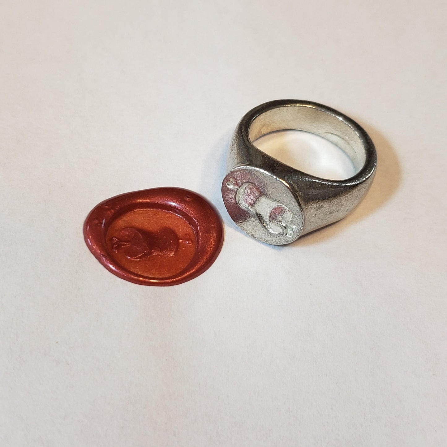 Roast wax seal signet ring