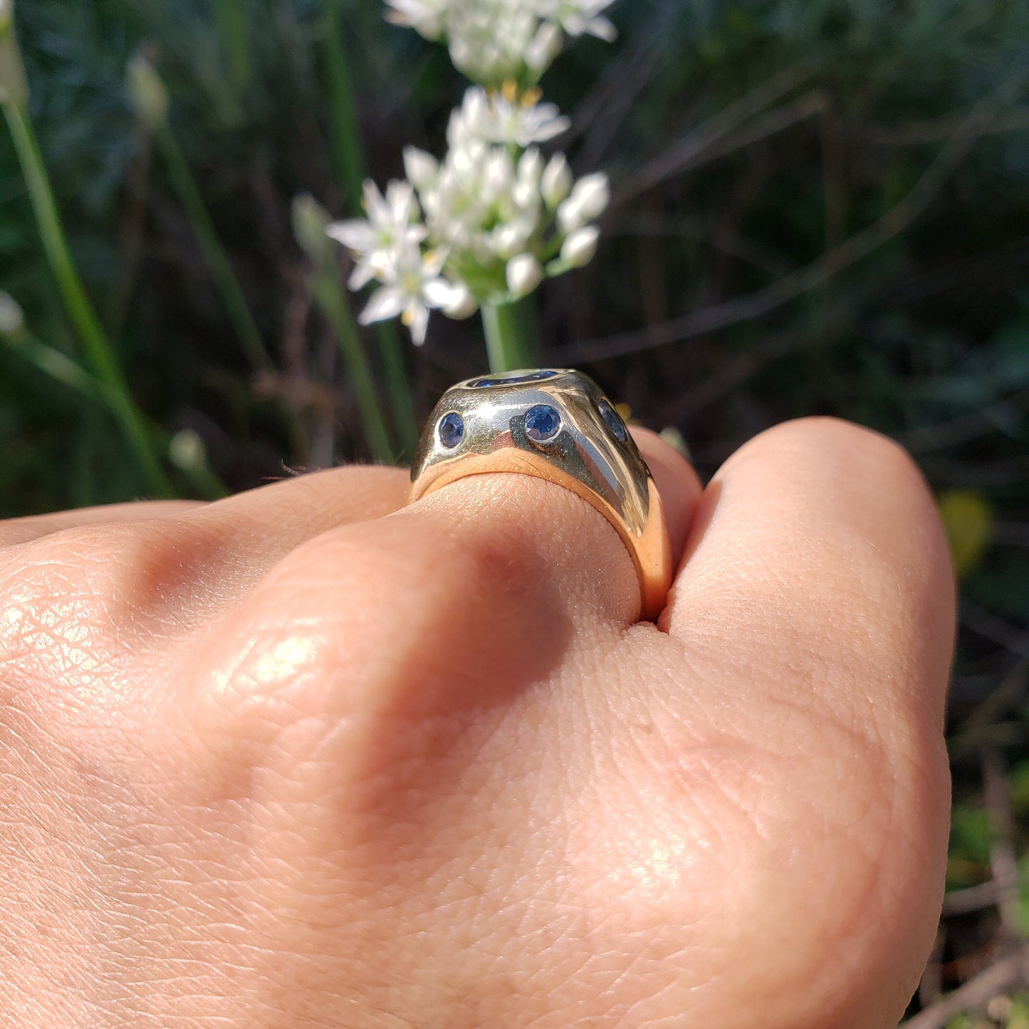 sapphire multi stone 18k gold ring