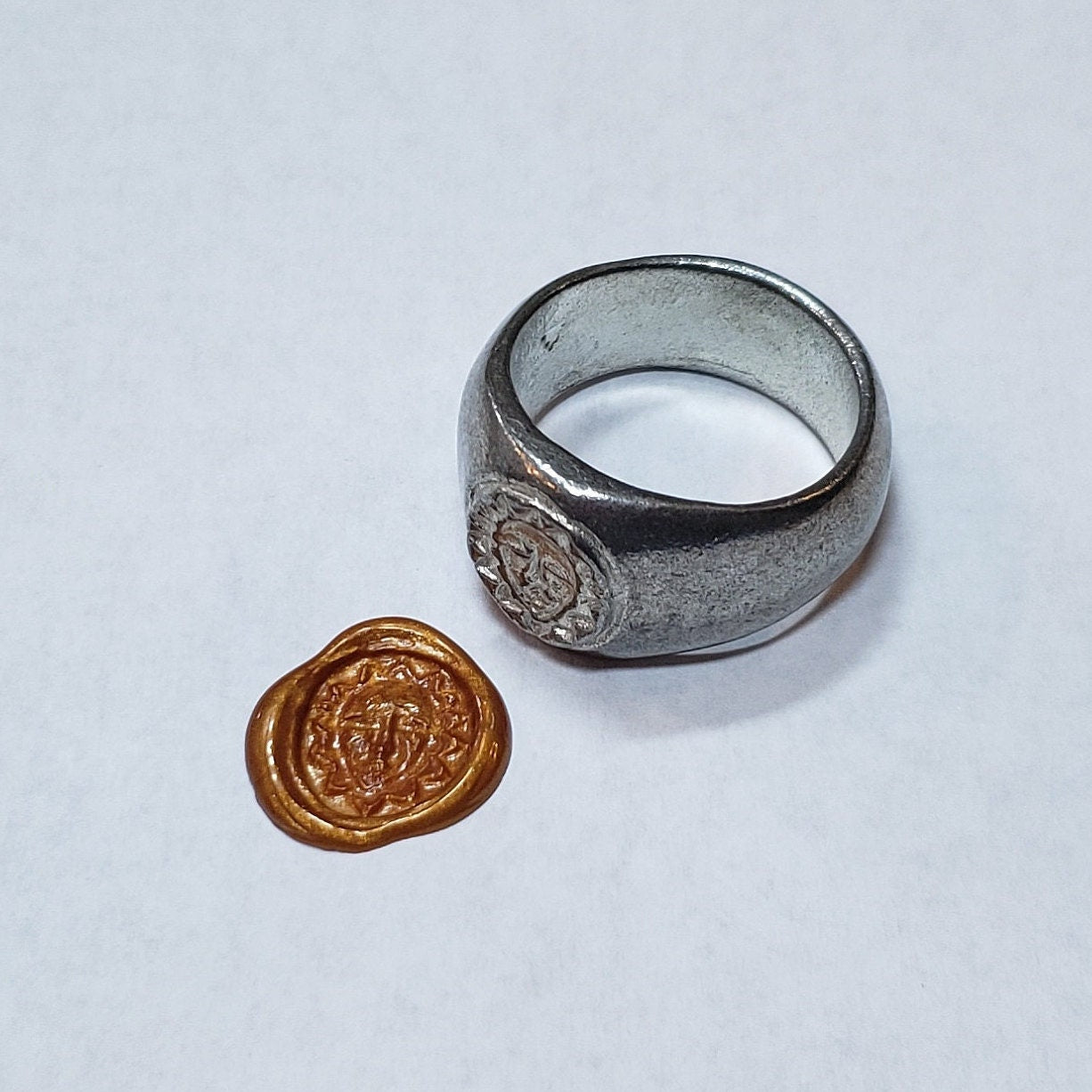 Sun mask wax seal signet ring