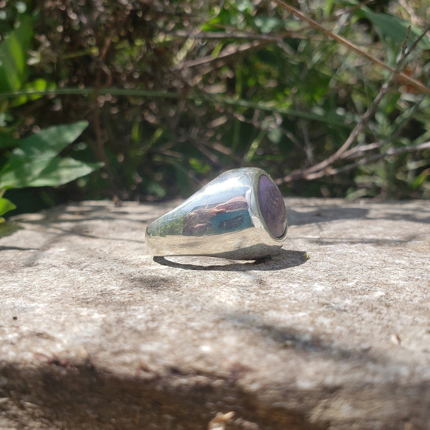 sapphire leaf signet ring