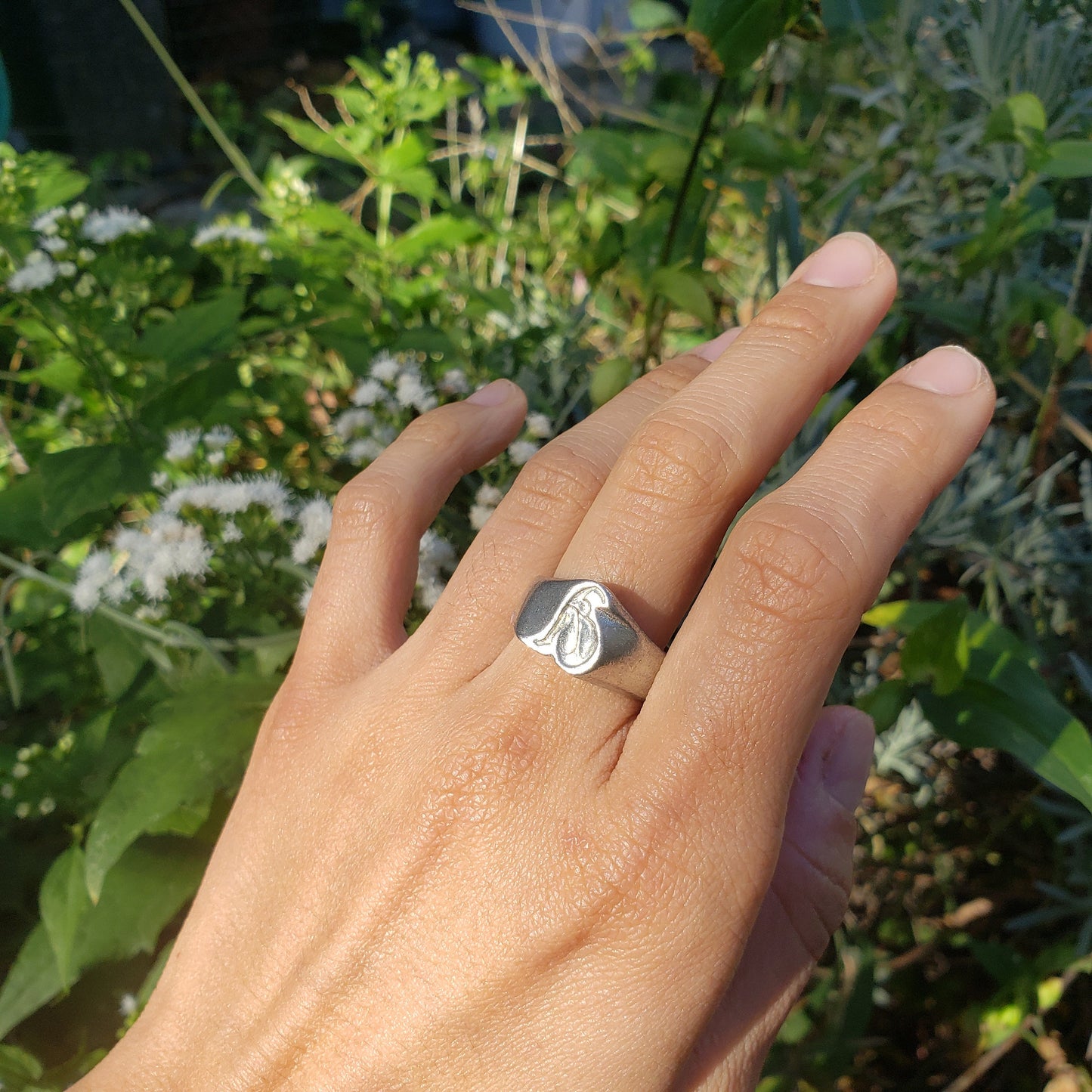 Body letter "a" curling wax seal signet ring