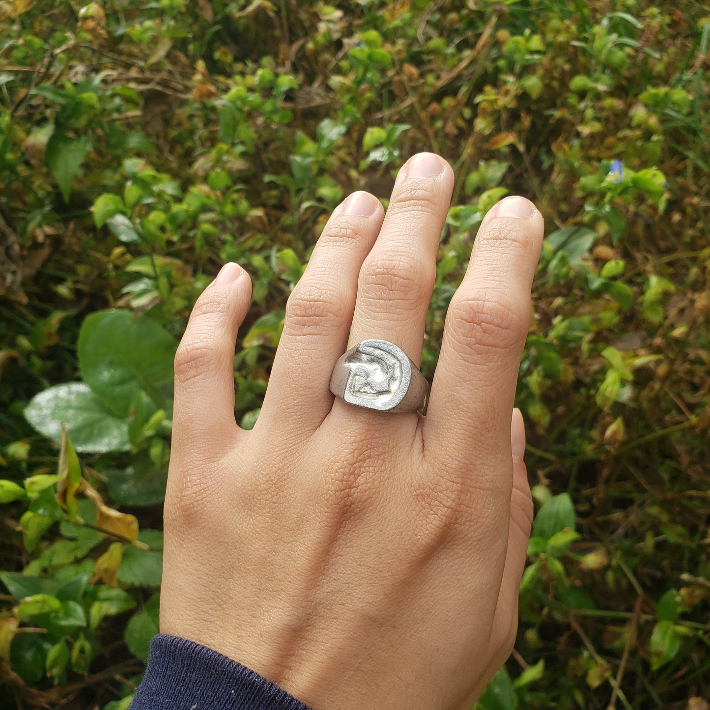 Body letter "G" wax seal signet ring