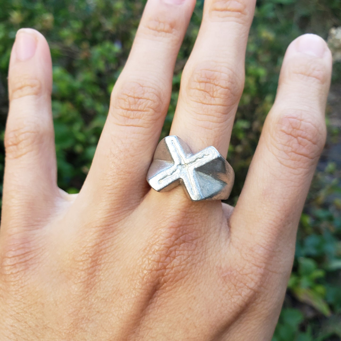 Body letter "X" face wax seal signet ring