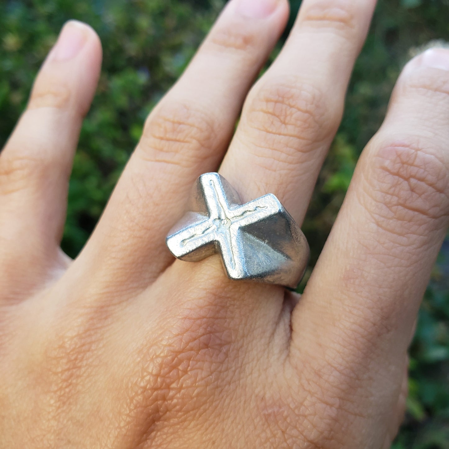 Body letter "X" face wax seal signet ring