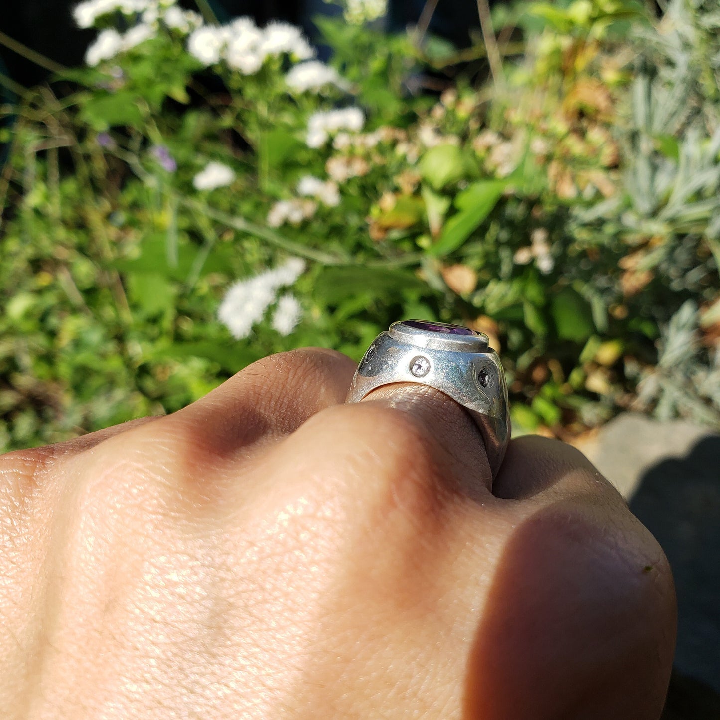 Lips intaglio amethyst and tanzanite silver ring