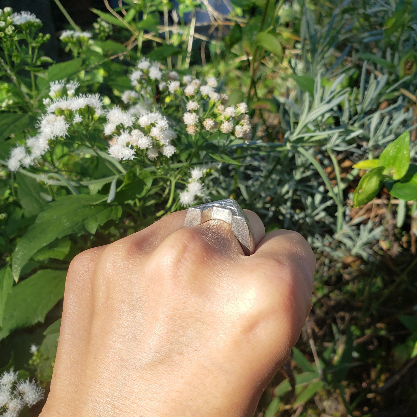 Body letter "A" squatting wax seal signet ring