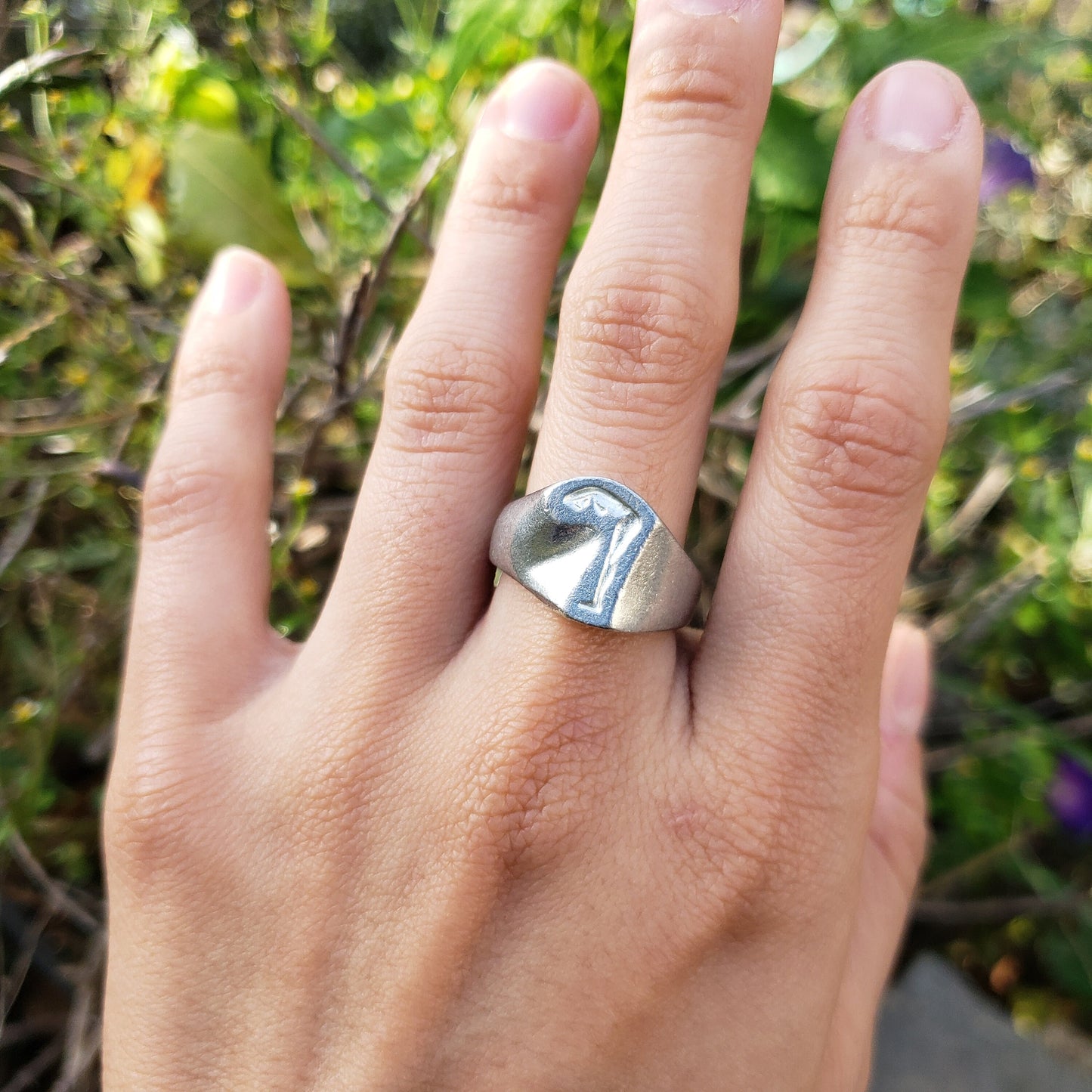 Body letter "r" wax seal signet ring