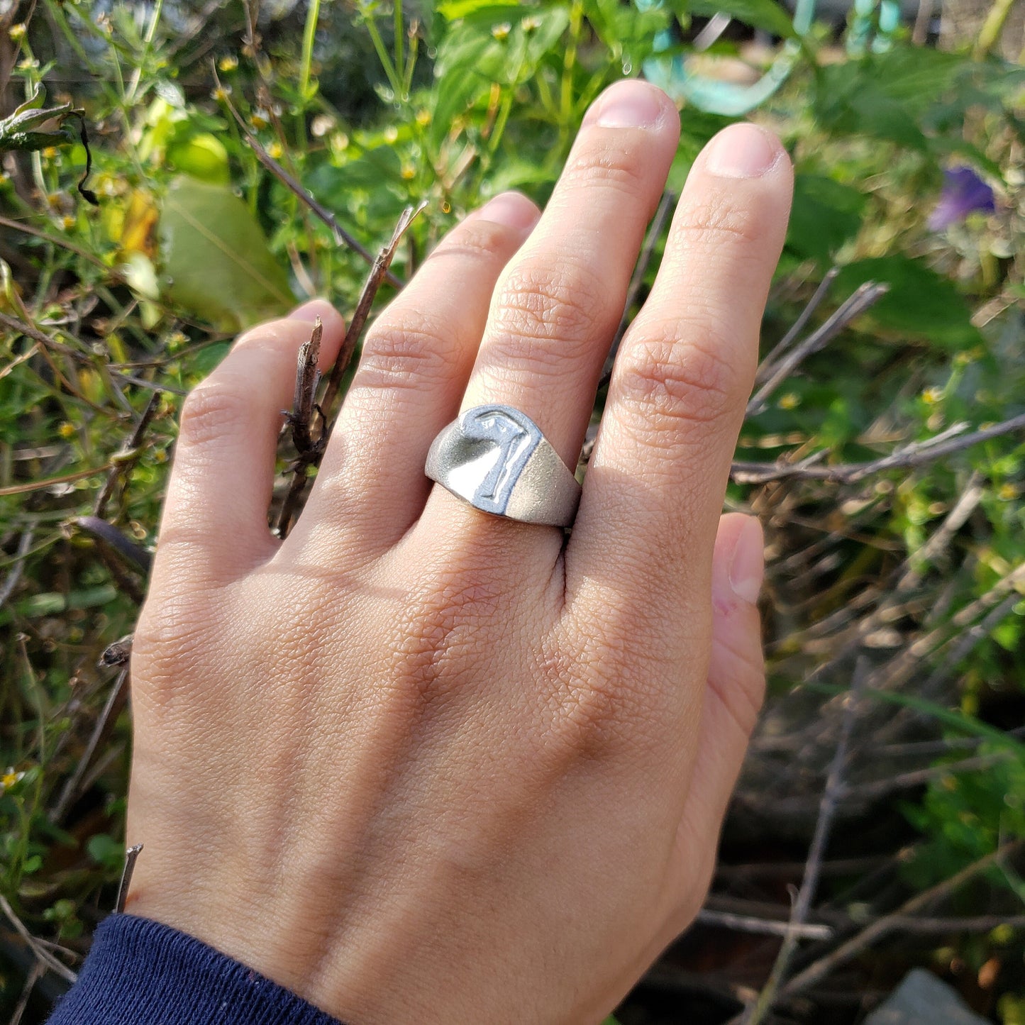 Body letter "r" wax seal signet ring