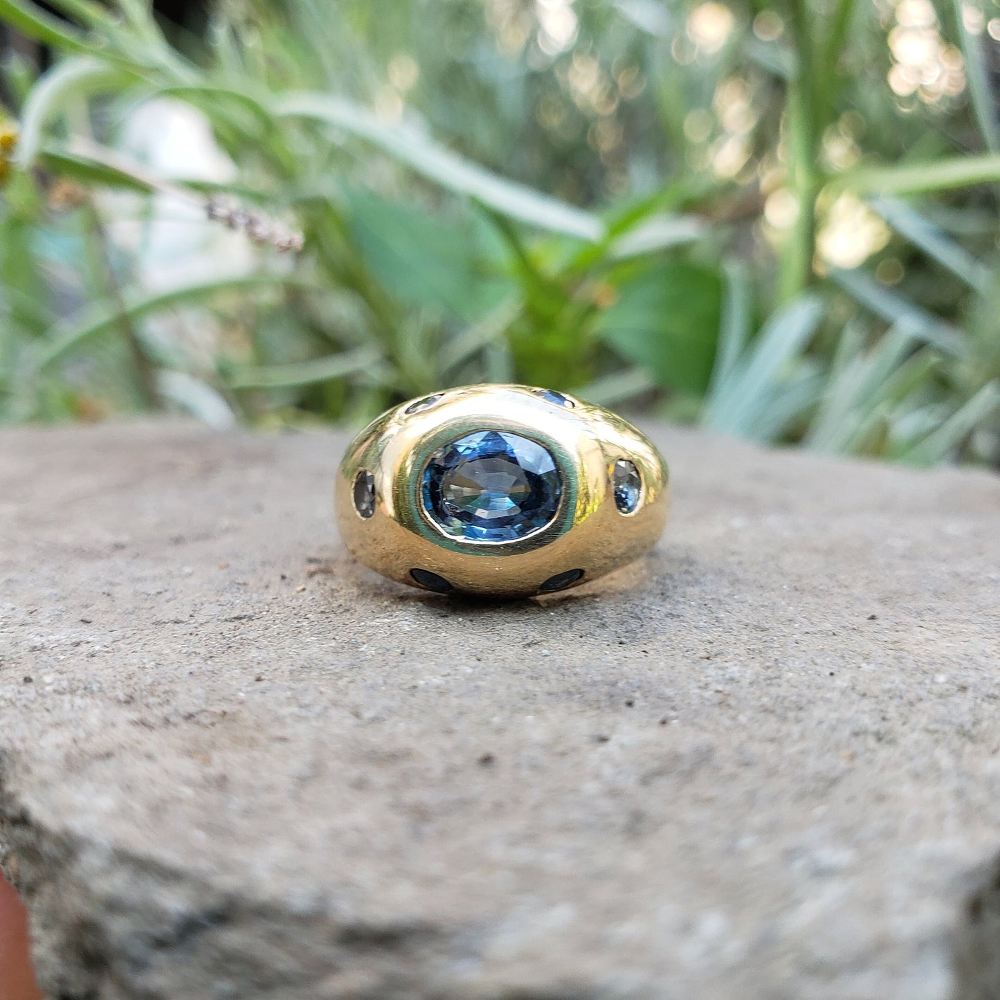 sapphire multi stone 18k gold ring