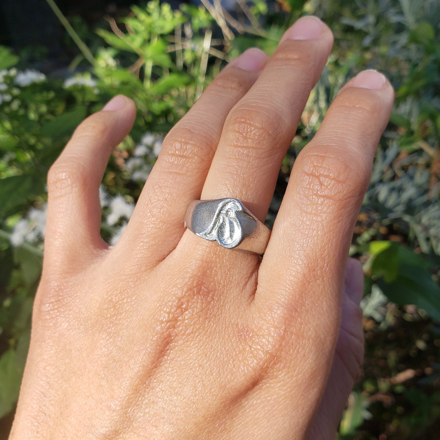 Body letter "a" curling wax seal signet ring