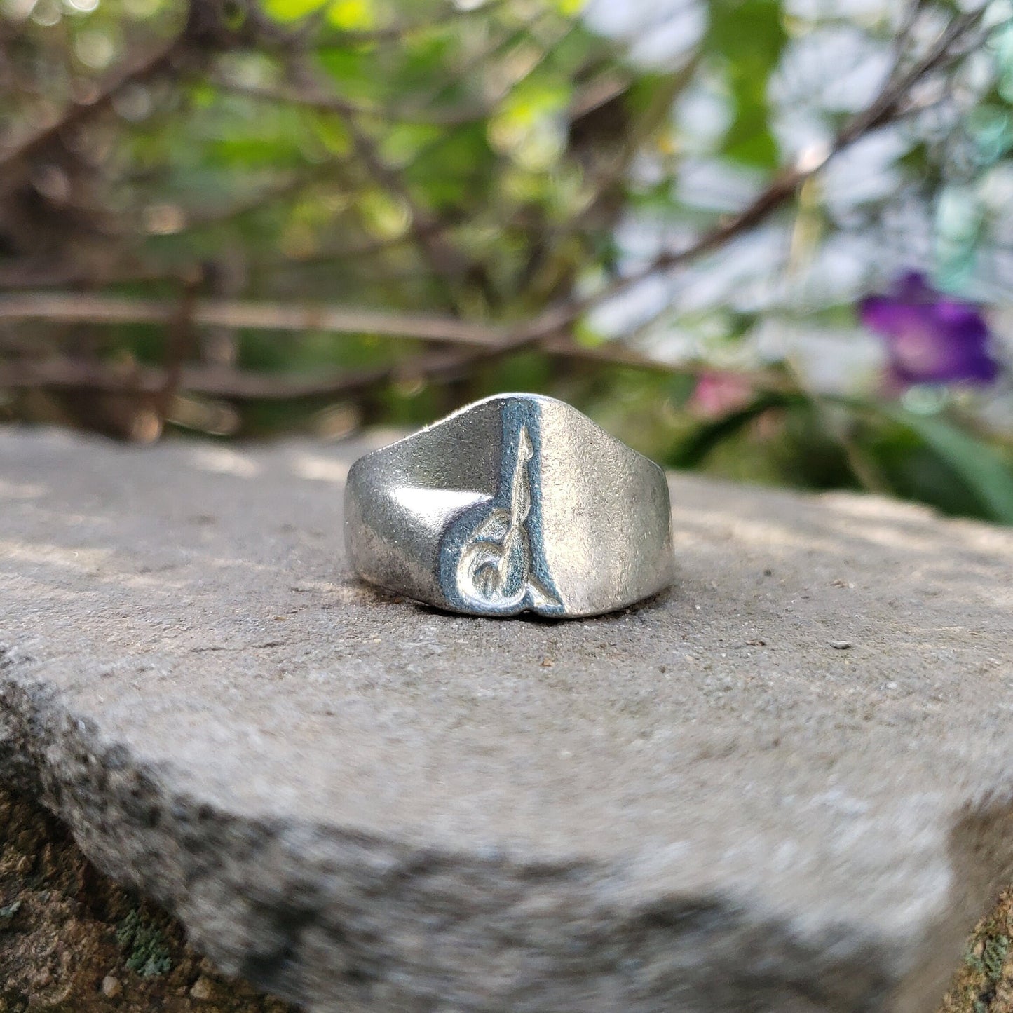 Body letter "b" wax seal signet ring