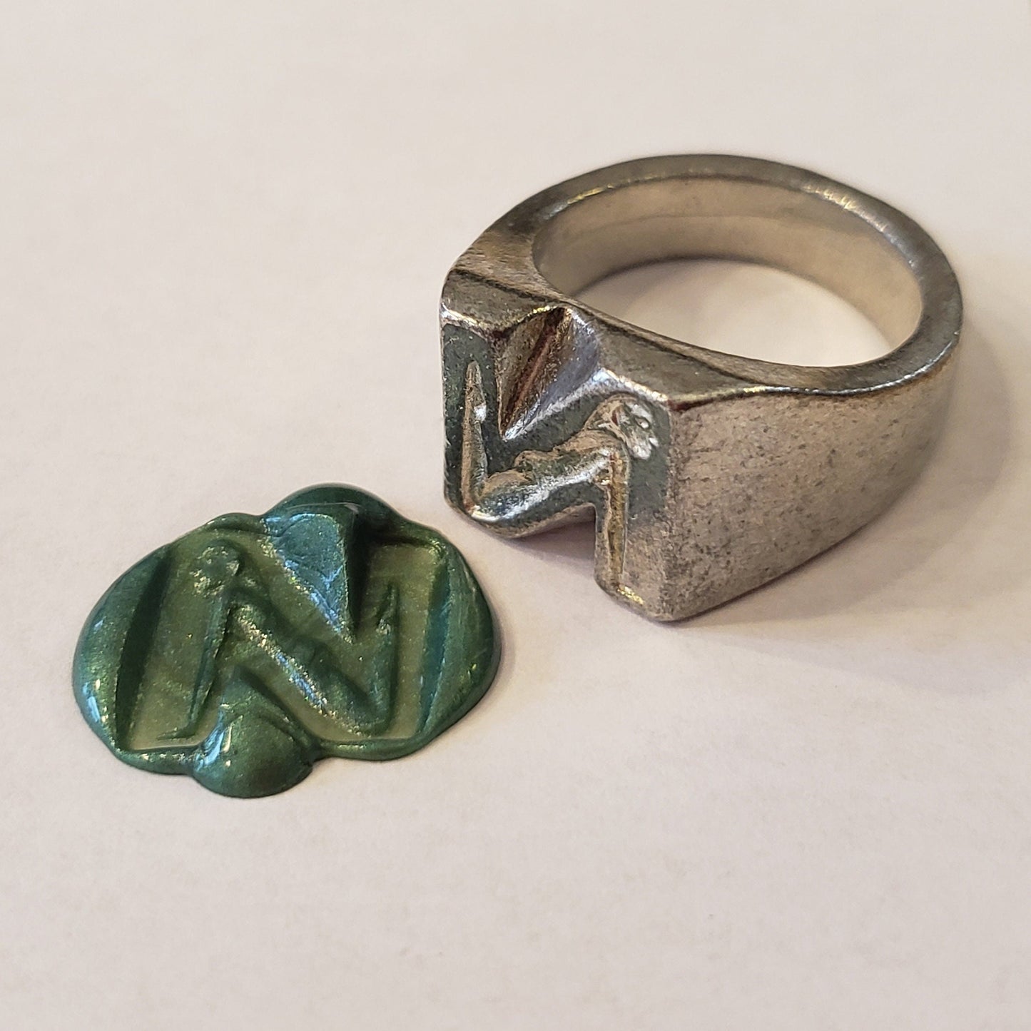 Body letter "N" wax seal signet ring