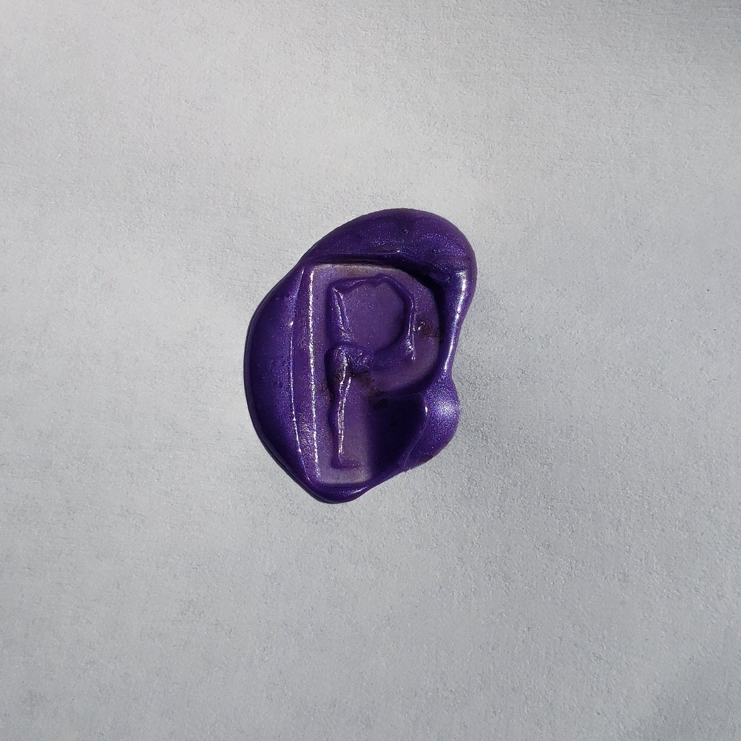 Body letter "P" bend wax seal signet ring