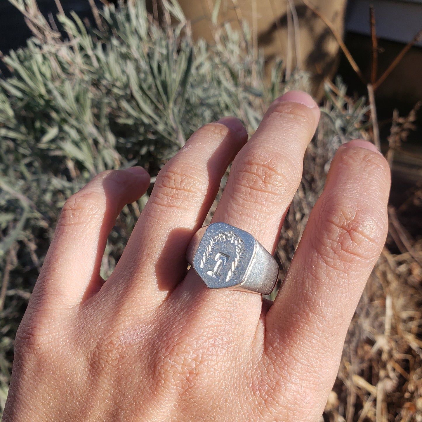 Flower arch wax seal signet ring