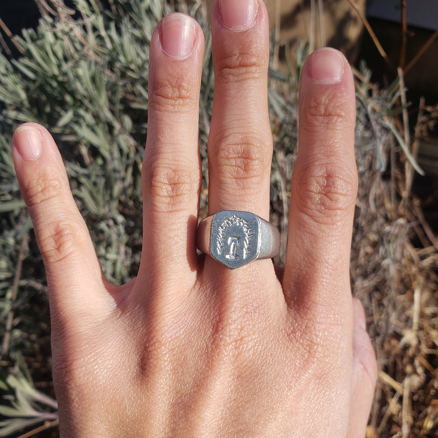 Flower arch wax seal signet ring