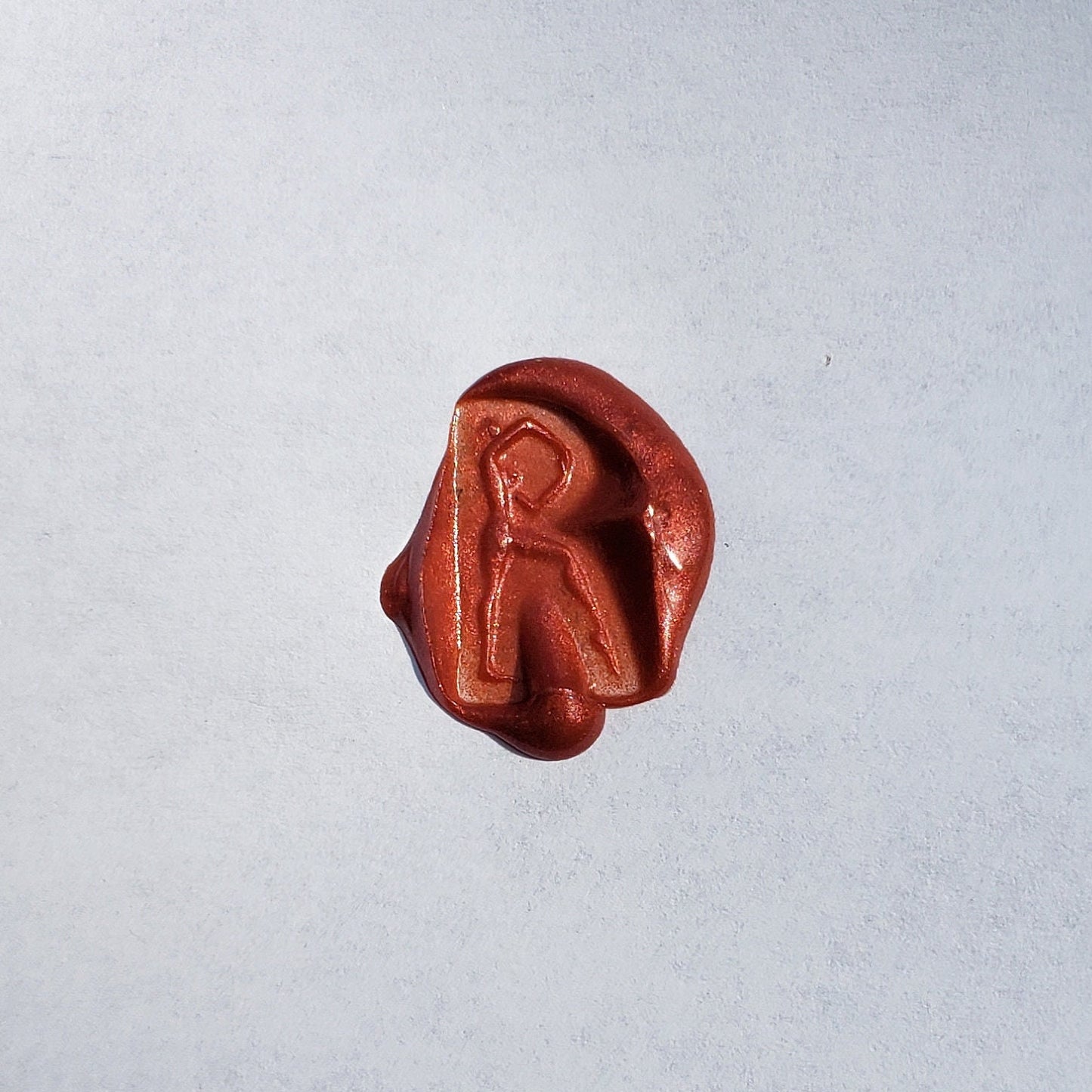 Body letter "R" standing wax seal signet ring