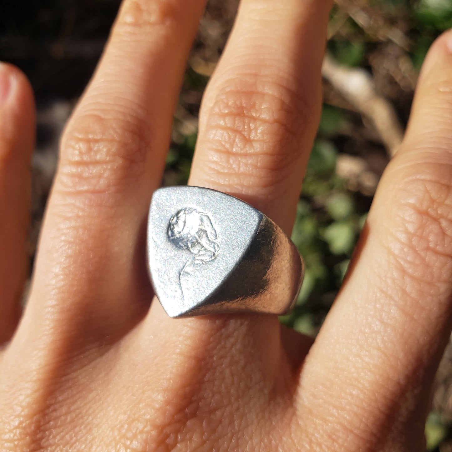 Eyeball wax seal signet ring