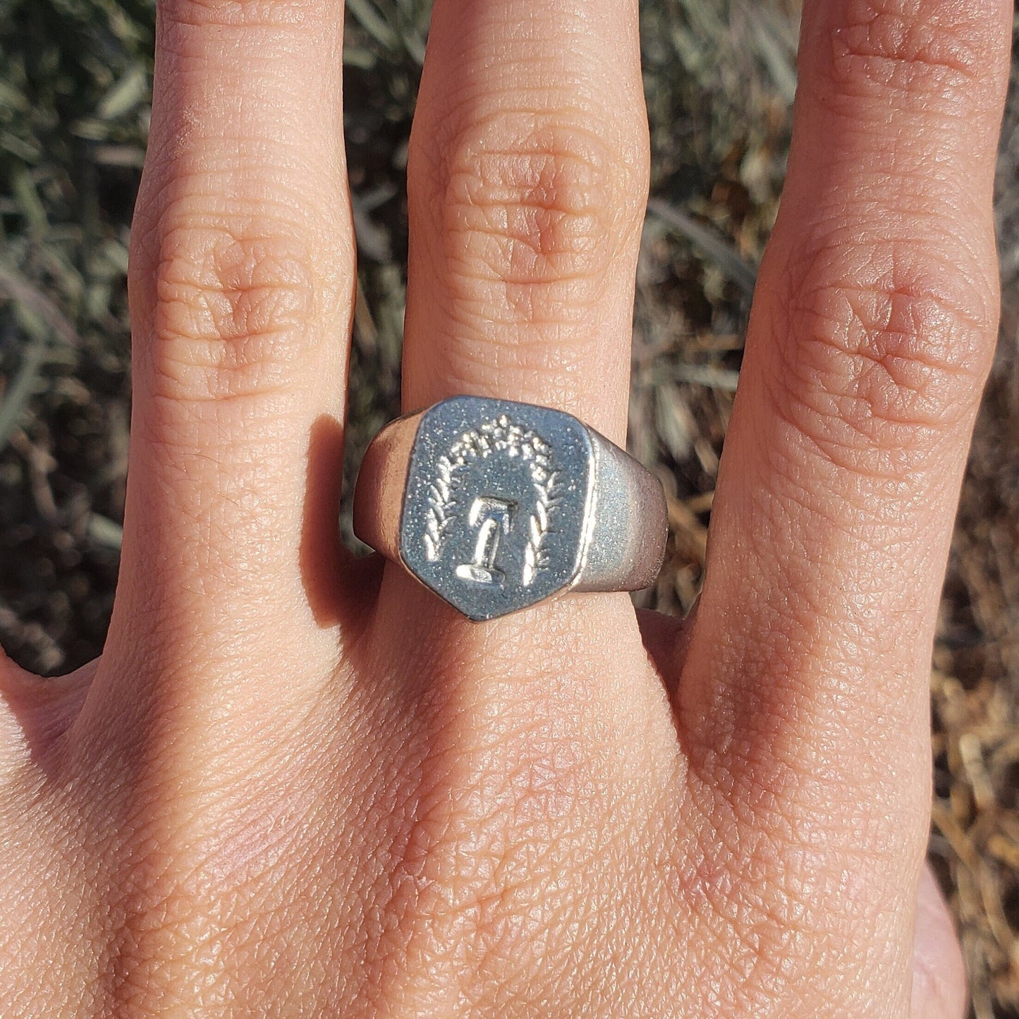 Flower arch wax seal signet ring