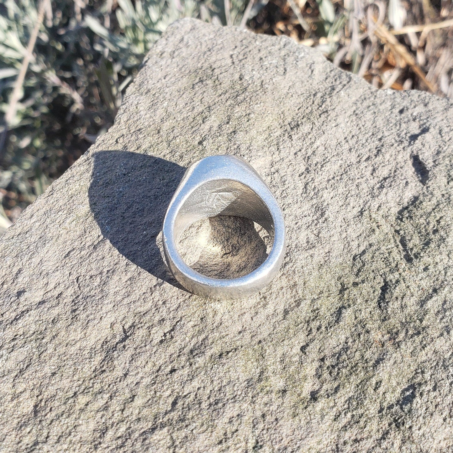 Light bulb wax seal signet ring