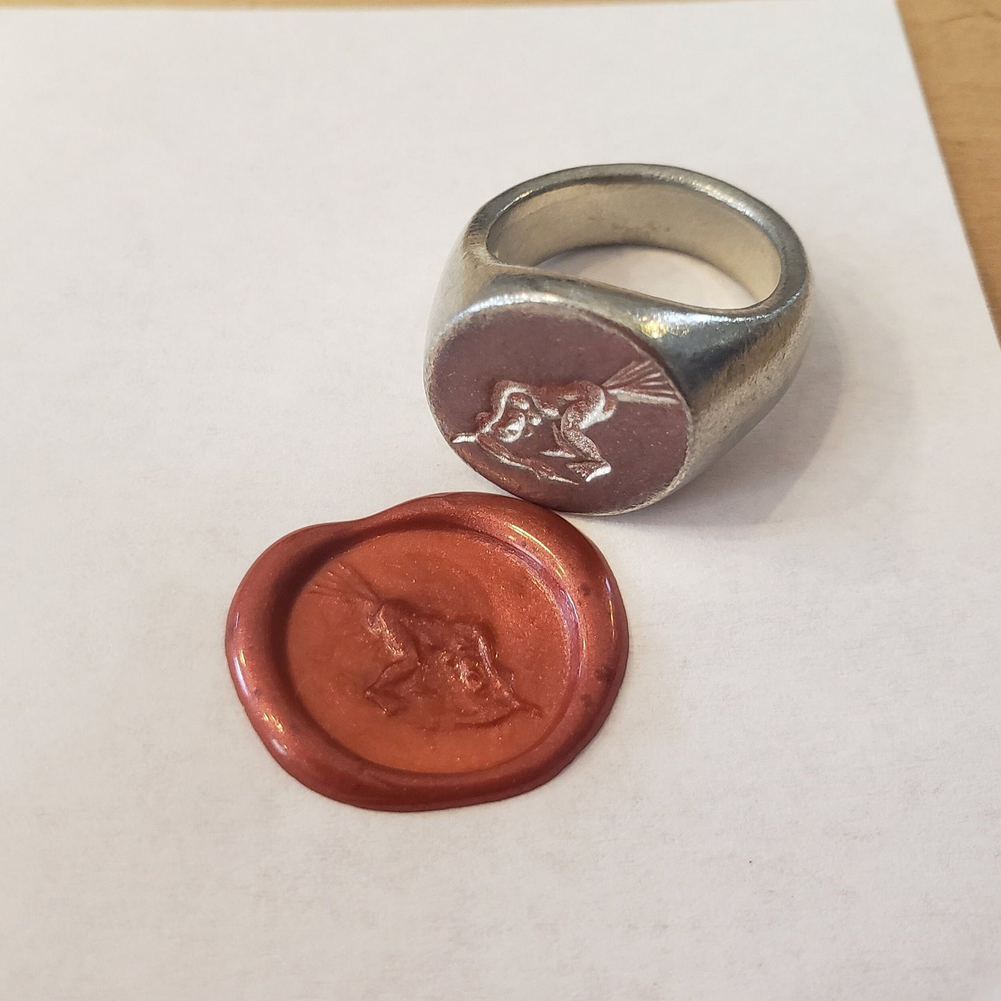 Hegassen woman wax seal signet ring