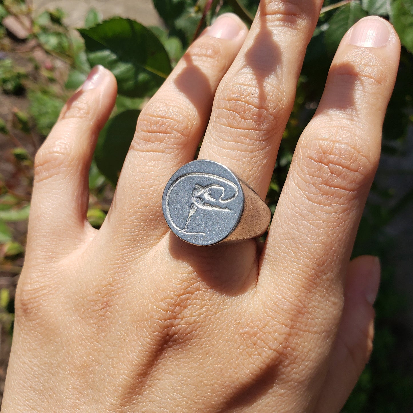 Ribbon dance circle wax seal signet ring