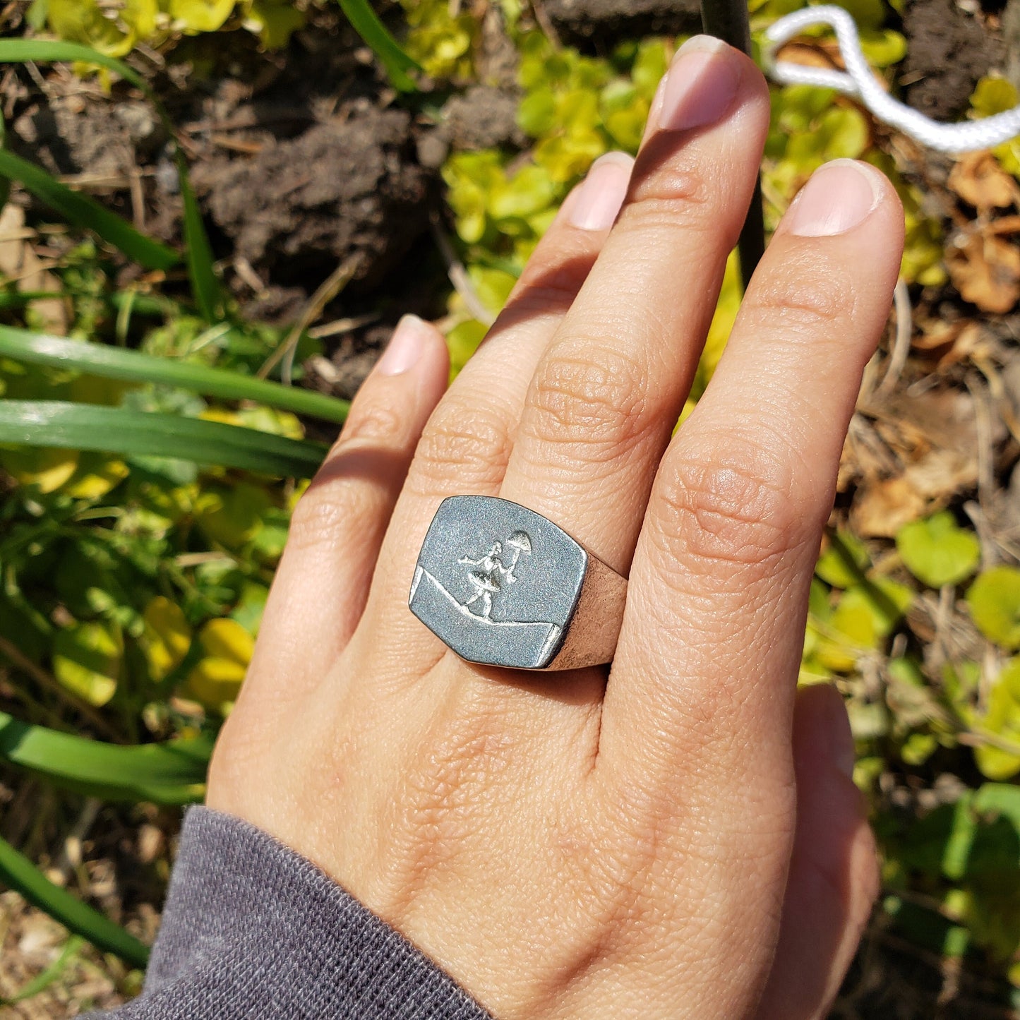 Tightrope wax seal signet ring