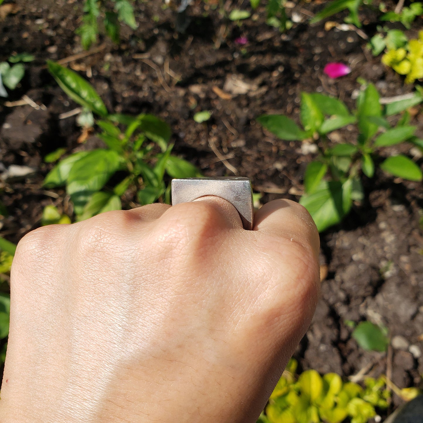 Trapeze wax seal signet ring