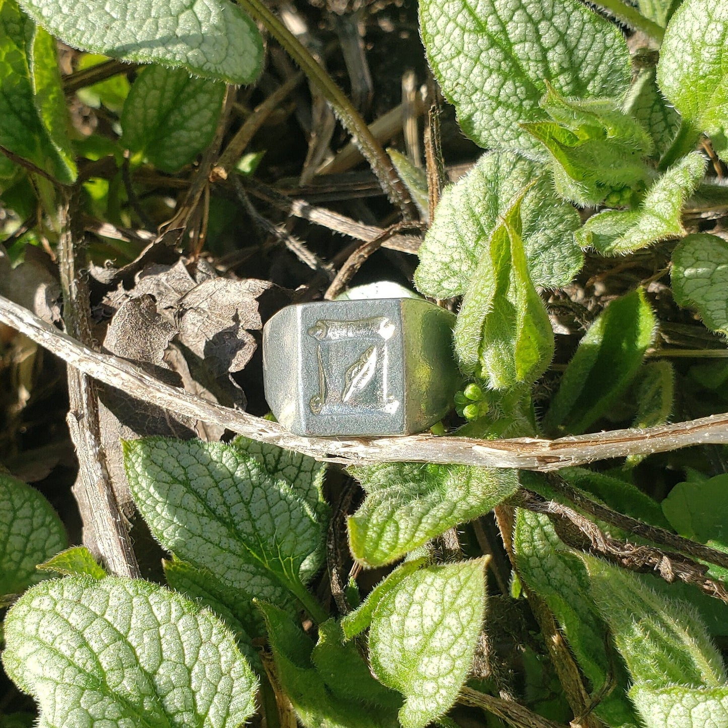 Scroll and quill wax seal signet ring