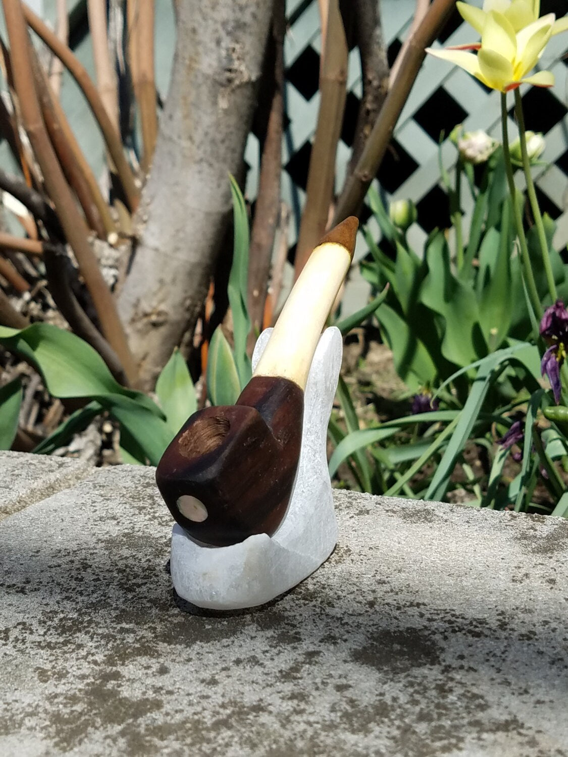 Ebony pearl (pipe)